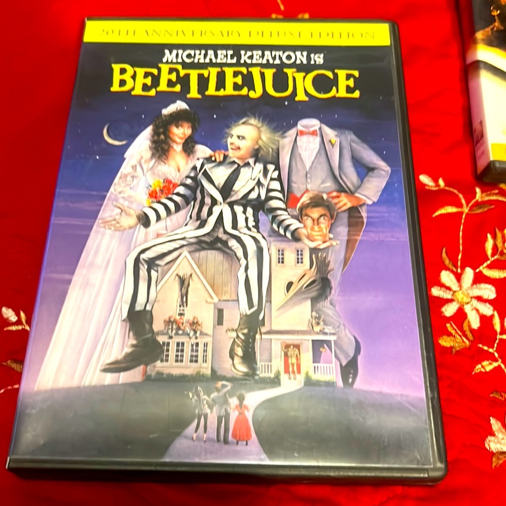 🔥"OG" MICHAEL KEATON IS BEETLEJUICE 20th ANNIVERSARY DELUXE EDITION *READ